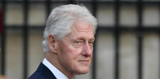 Bill Clinton ricoverato in terapia intensiva: “E’ in via di guarigione”