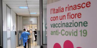 Vaccino Covid, oltre 7,4 milioni di over 12 senza neanche una dose