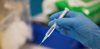Iss: vaccino protegge al 77% da infezione e oltre 90% da ricovero