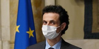 M5S, la riunione dei veleni. “Non parli più a nome di tutti”, Crippa in trincea
