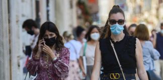Covid oggi Italia, 2.535 contagi e 30 morti: bollettino 25 ottobre