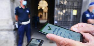Green pass obbligatorio, Sileri: “Sarà l’ultima cosa che andrà tolta”