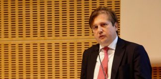 Covid, Sileri: “Non ancora vaccinati 1,6 mln over 60”