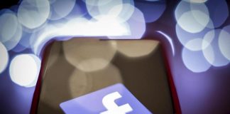 Facebook, nuove accuse da ex dipendente