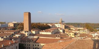 Permettere gli impianti fotovoltaici in centro storico: Rossi chiede l’adeguamento del regolamento edilizio Permettere gli impianti fotovoltaici in centro storico: Rossi chiede l'adeguamento del regolamento edilizio