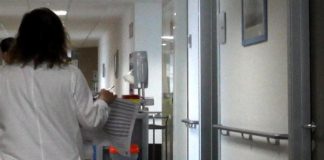 Dopo Covid raddoppiati atti autolesivi tra under 18