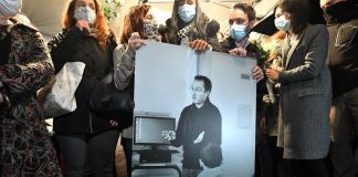 Francia ricorda Paty, ucciso per aver mostrato caricature Maometto