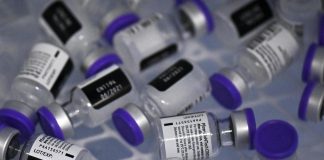 Vaccino Pfizer, efficacia contro infezione scende al 47% dopo 6 mesi