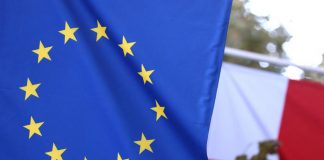 Polonia ‘sfida’ Europa: “Nostre leggi superiori a quelle Ue”
