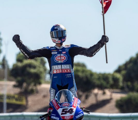 Superbike, a Portimao Razgatlioglu (Pata Yamaha) allunga su Rea in un weekend ricco di colpi di scena