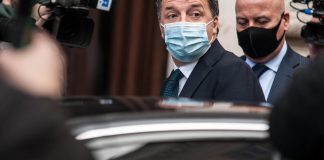 Video famiglia Renzi in lockdown, vicino paga 6.500 euro