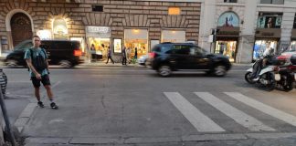 Roma, il mistero delle ‘strisce pedonali interrotte’ in tutta la città