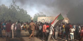 Sudan, proteste anti-golpe nella notte: almeno 7 morti