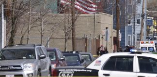 Texas, sparatoria in un liceo di Arlington: diversi feriti