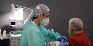 Terza dose, via libera del Ministero per fragili ogni età e per over 60