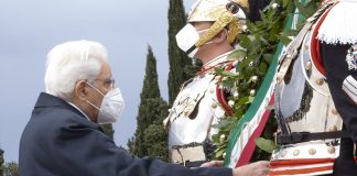 Mattarella “Italia guarda con commozione alle vittime delle guerre”