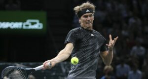 Zverev piega Medvedev e conquista le Atp Finals di Torino