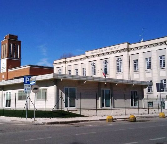 Pegognaga, Carra chiede alla Regione 700mila euro per lo smantellamento delle ex scuole provvisorie