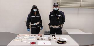 Irruzione nell’appartamento della droga: denunciata “baby sballo” ragazza 26enne