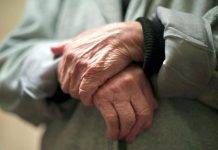 “Spalle al muro”: il 31 marzo finisce lo stato di emergenza. Abbiamo perso la generazione migliore