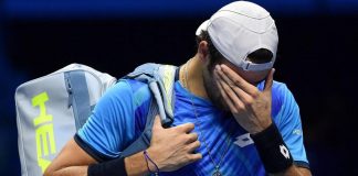 Atp Finals, infortunio per Berrettini: si ritira contro Zverev