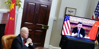 Usa-Cina, Biden a Xi: “Competizione non sfoci in conflitto”