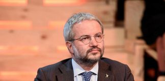 Green pass Italia, Borghi: “Io contro per tutti, non solo deputati”