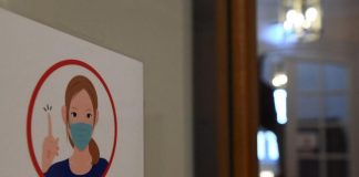 Covid Europa, allarme variante Delta: “Rischio alto, vaccinare over 18”