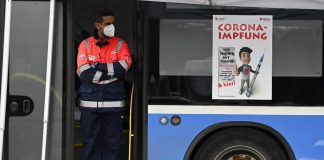 Covid Germania, ministro: “A fine inverno vaccinati, guariti o morti”