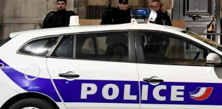 Francia, poliziotto aggredito con coltello “in nome del Profeta”