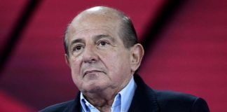 Il duro sfogo di Magalli: “Mio programma non va in onda, programmazione schizofrenica”