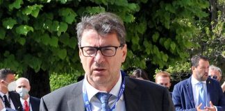 Lega, Giorgetti: “Salvini saprà fare sintesi”
