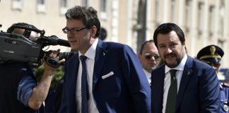 Lega, ex ministro Castelli: “Scontro Salvini-Giorgetti è reale”