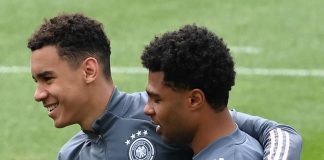 Bayern Monaco, 4 giocatori non vaccinati in quarantena: niente stipendio