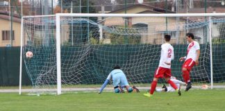 Calcio dilettanti, nessun rinvio per l’Eccellenza. Slitta al 23/1 la ripartenza dalla Promozione in giù