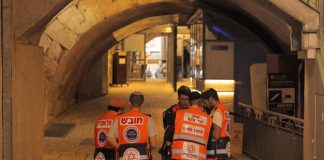Israele, attacco a Gerusalemme: un morto e 3 feriti