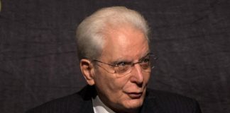 Covid oggi Italia, Mattarella: “Con vaccino conteniamo violenta quarta ondata”