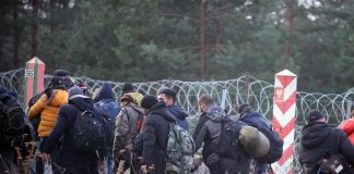 Bielorussia e migranti al confine, Biden: “Grande preoccupazione”
