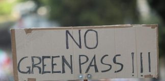 No Green pass, a Roma la protesta al Circo Massimo