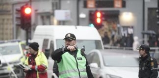 Norvegia, aggredisce passanti a Oslo: ucciso dalla polizia