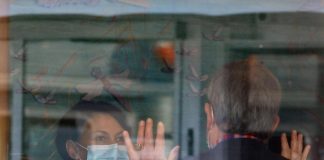 Covid oggi Svizzera, 8.422 contagi e 22 morti in un giorno