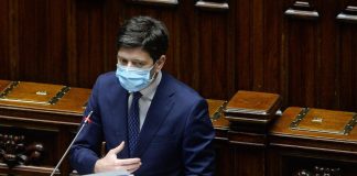 Terza dose vaccino, Speranza: “Per 40-60 anni al via da 1 dicembre”