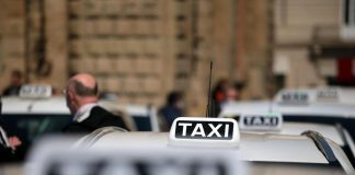 Videotelecamere sui taxi: 600 mila euro dalla Regione per finanziarne l’acquisto Videotelecamere sui taxi: 600 mila euro dalla Regione per finanziarne l'acquisto