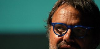 Vilipendio religione, Toscani assolto: “Mai bestemmiato, sono uomo libero”