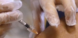 Terza dose vaccino Lazio, come prenotarsi da oggi