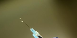 Terza dose vaccino, Rasi: “Ci rende di nuovo subito immuni”