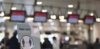 Variante Omicron, Ecdc: “Su 33 casi nessuno grave e zero morti”