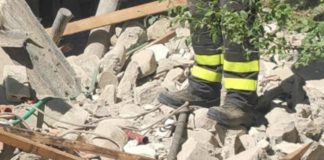 Caserta, crolla villetta: due anziani sotto le macerie