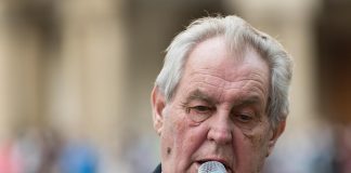 Repubblica Ceca, Zeman ricoverato per covid