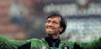 La nuova moda? Ricevere gli auguri dai campioni: il più economico Walter Zenga con 13 euro
